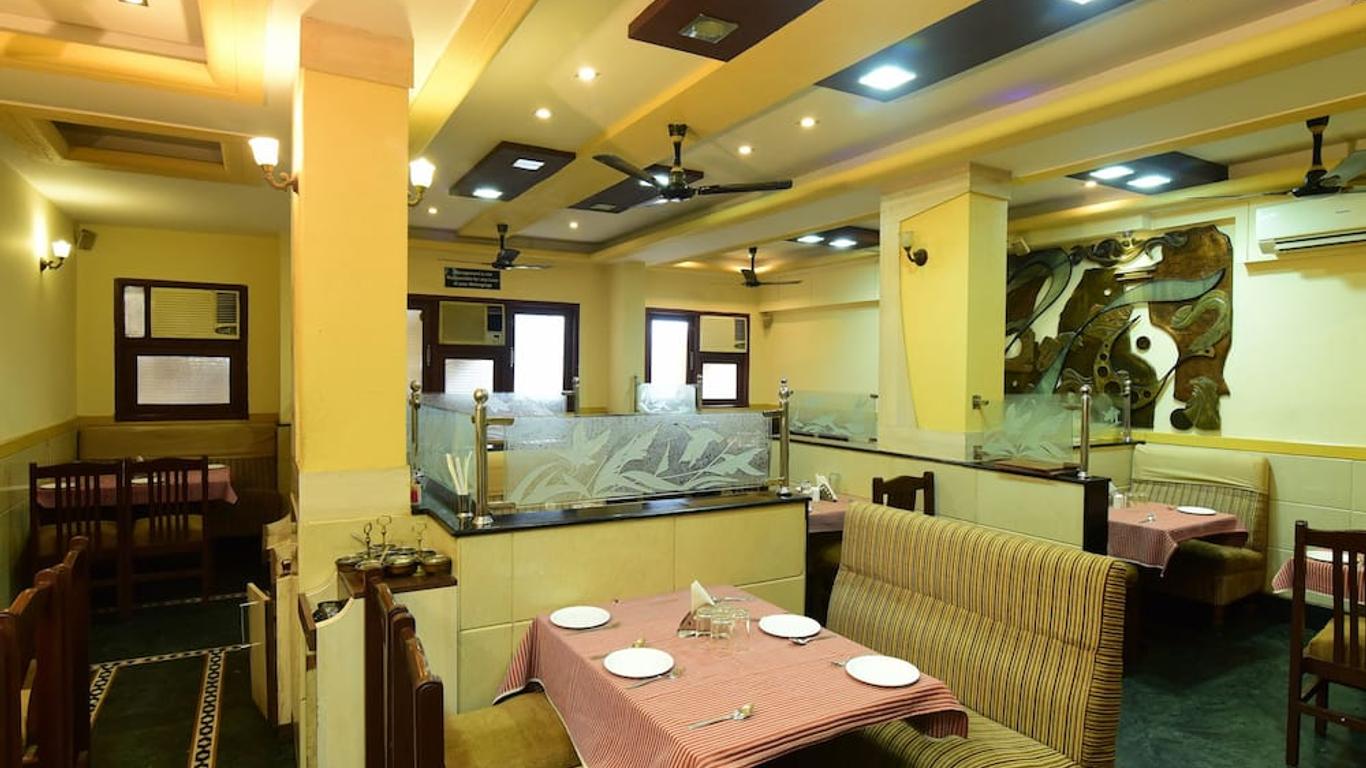 Hotel Ashlesh Manipal