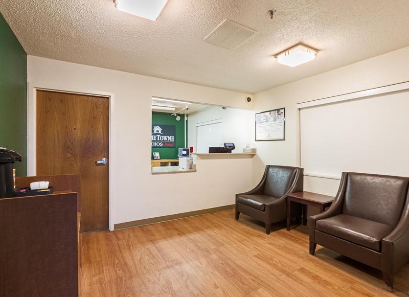 Front desk Photo