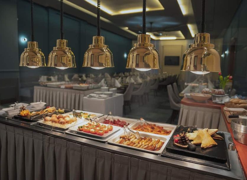 Buffet Photo