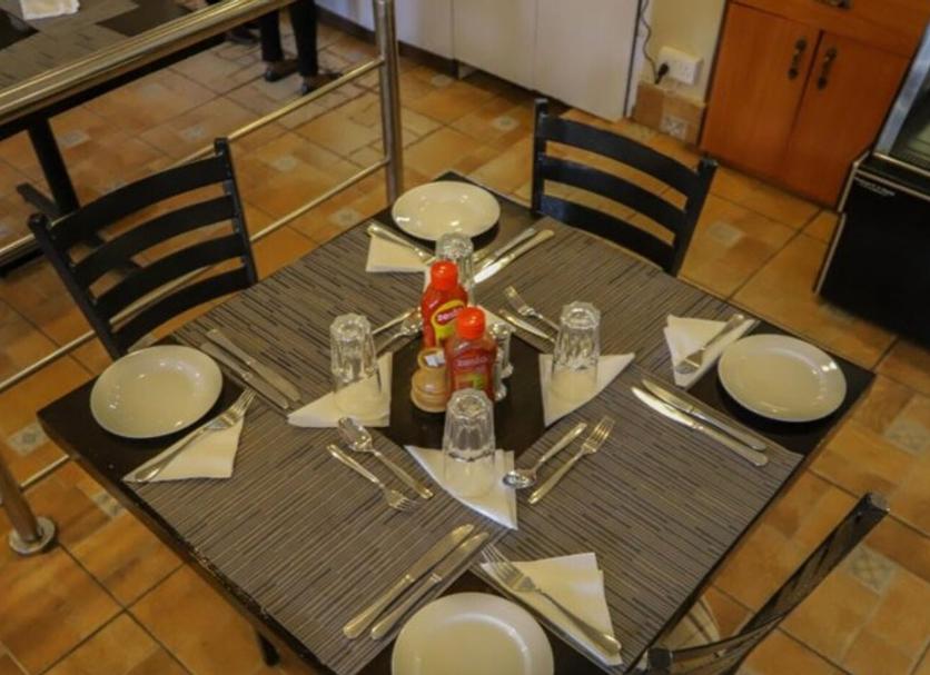 Dining room Photo