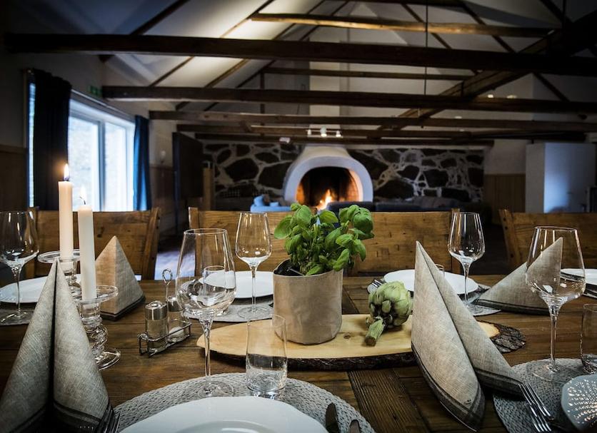 Dining room Photo