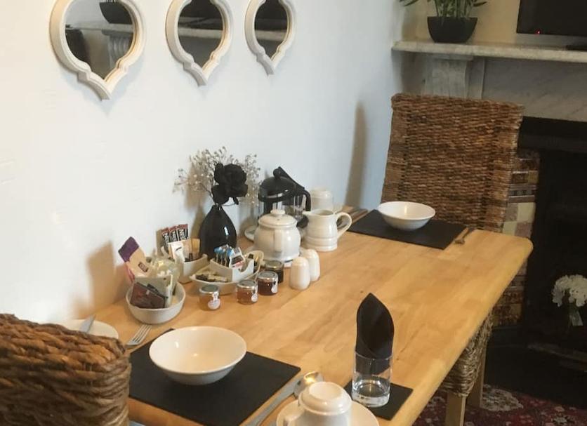 Dining room Photo