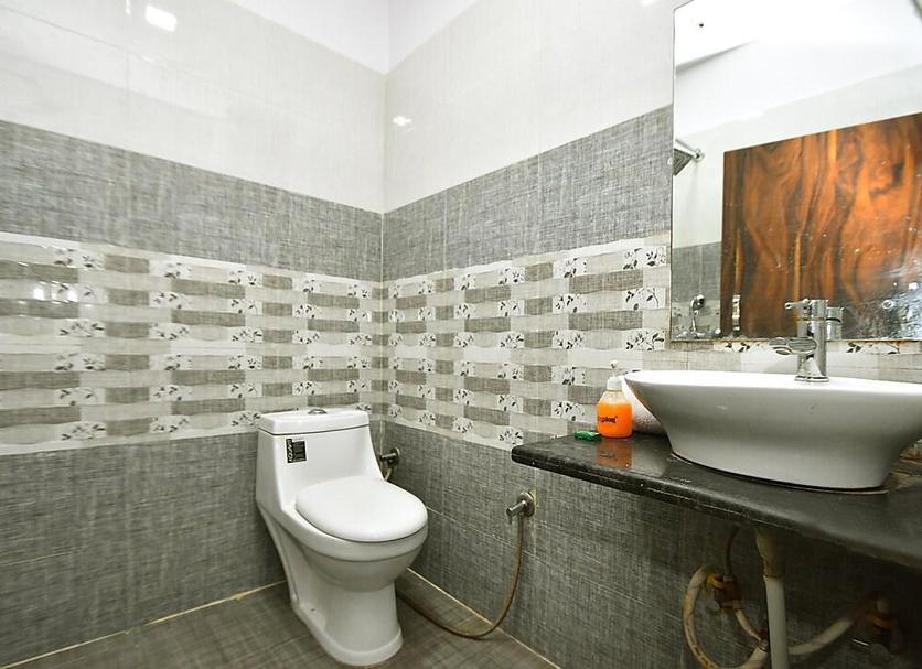 Bathroom Photo