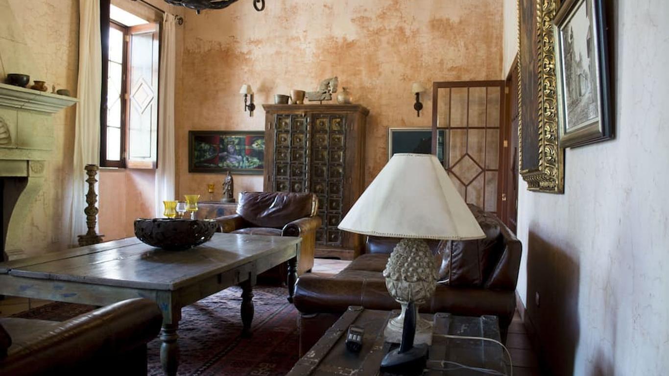 Hotel Posada de Los Leones