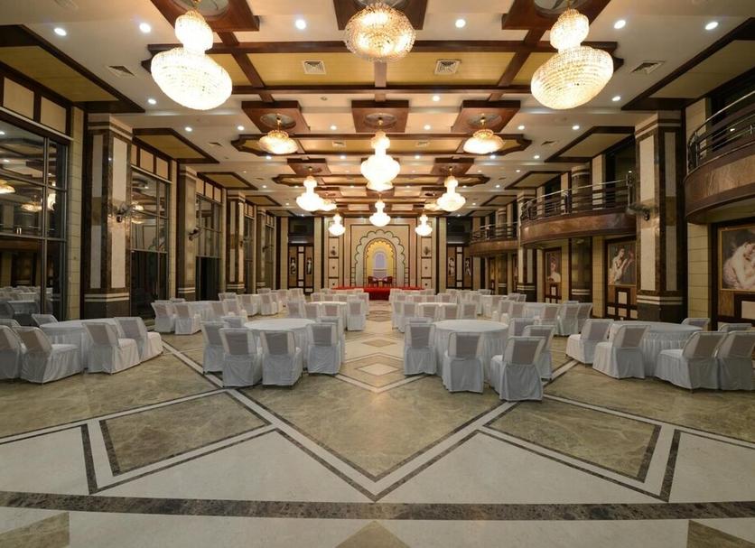 Banquet hall Photo
