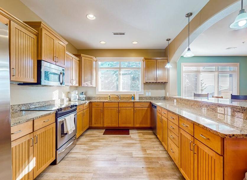 Kitchen Photo