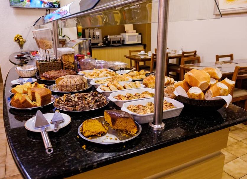 Buffet Photo