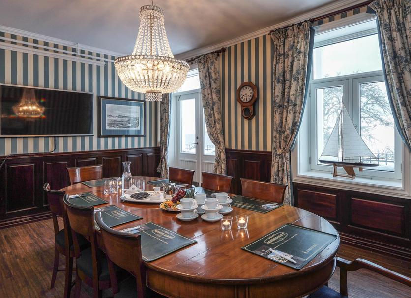 Dining room Photo