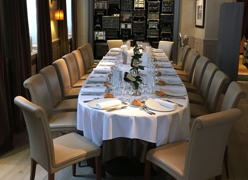 Restaurant Photo
