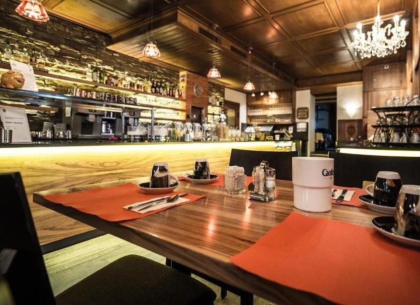 Bar Photo