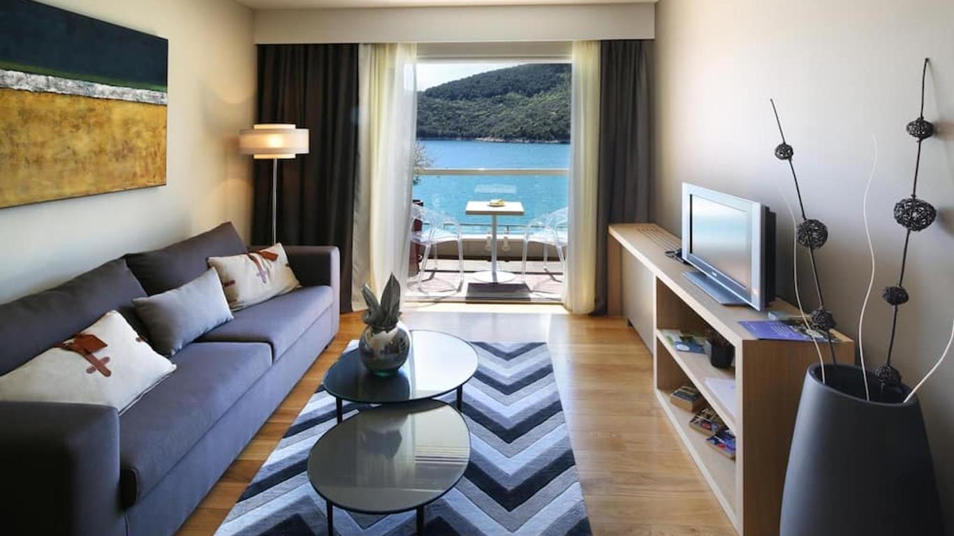 Boutique Hotel Adoral