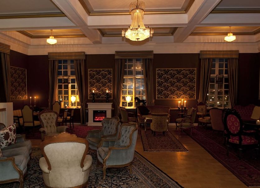 Lounge Photo