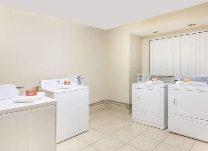 Laundry facility Photo