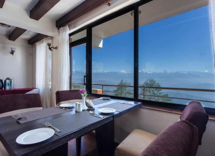 Dining room Photo