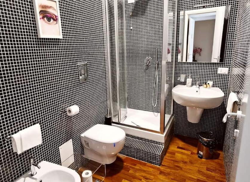Bathroom Photo