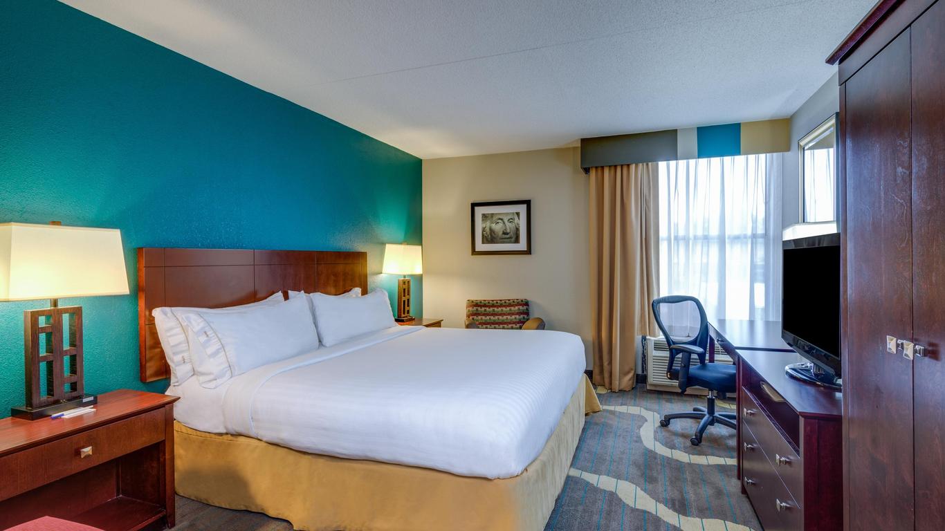 Holiday Inn Express Washington DC East-Andrews Afb