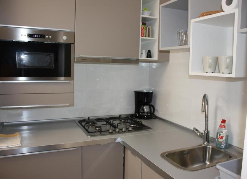Kitchen Photo