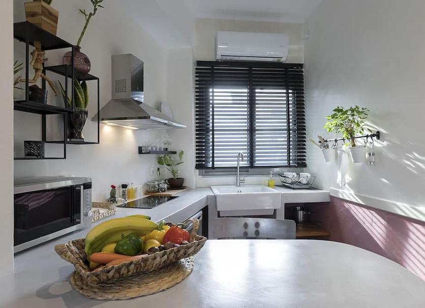 Kitchen Photo