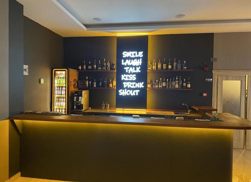 Bar Photo