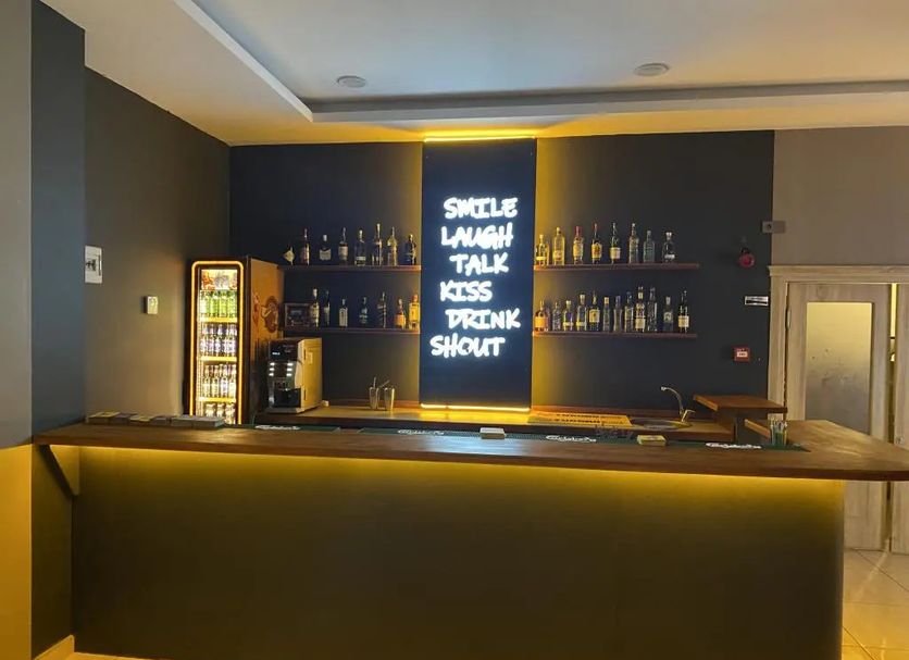 Bar Photo