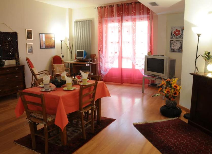 Dining room Photo