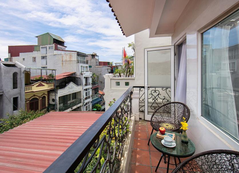 Balcony Photo