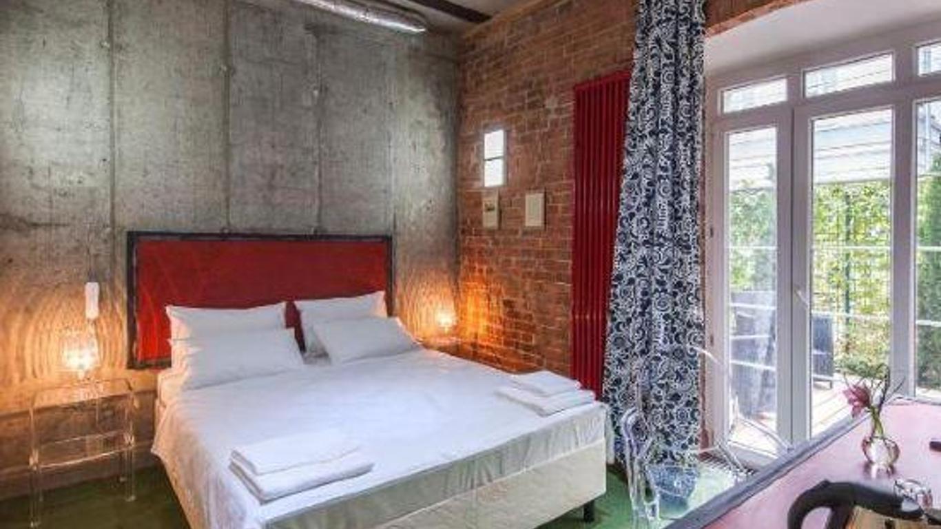Bronzovy Kaban Avtorsky Hotel Voronezh Center