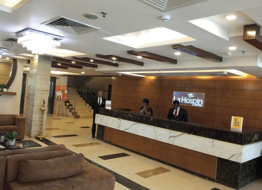 Front desk Photo