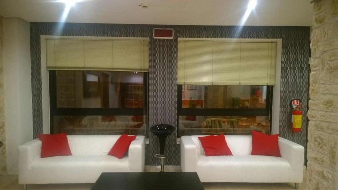 Hotel Canasta