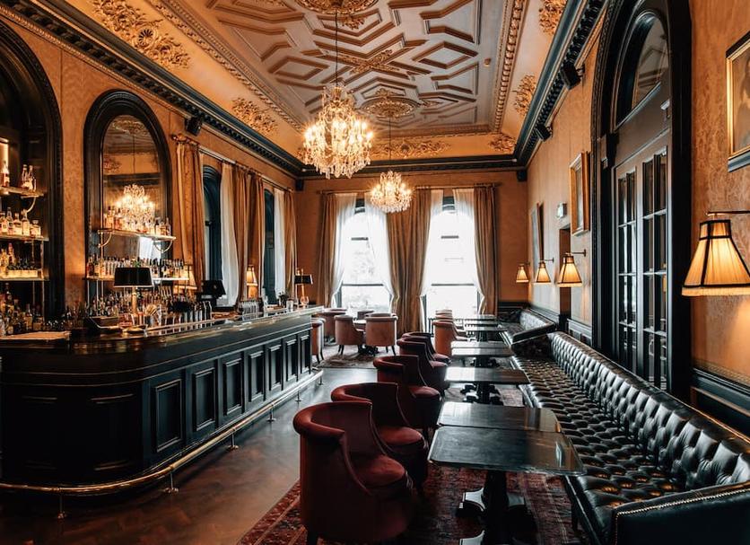 Bar Photo