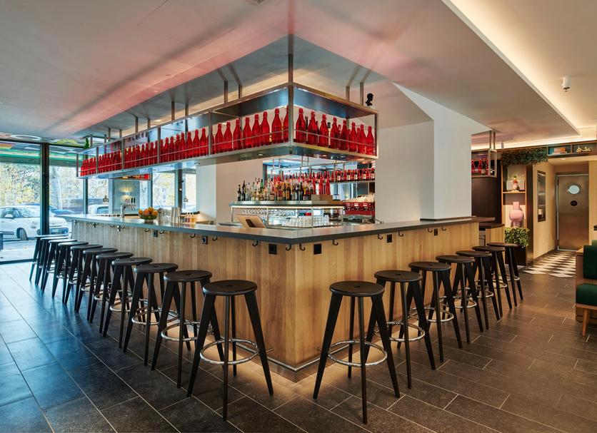 Bar Photo
