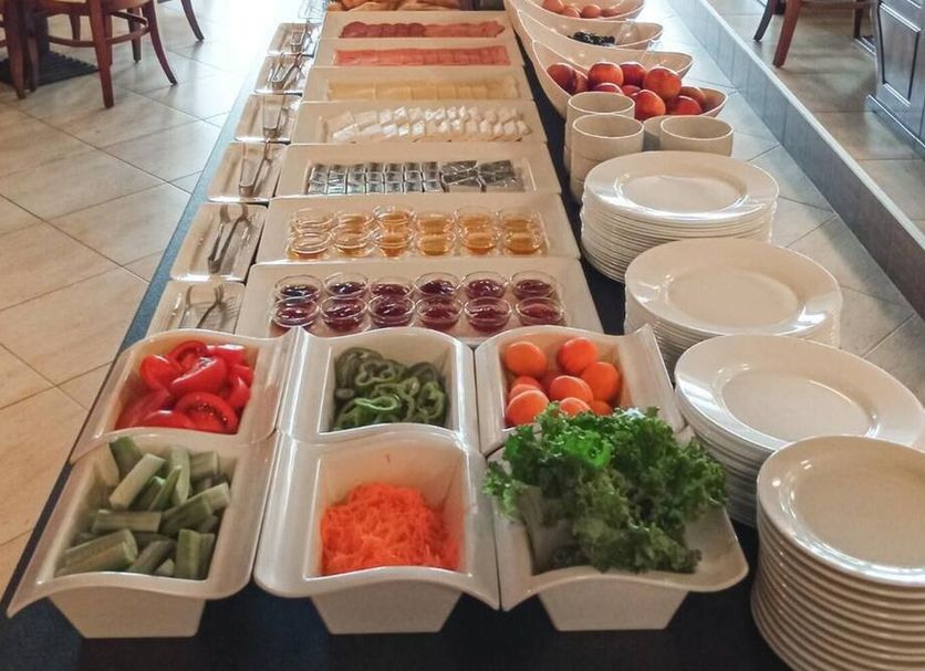Buffet Photo