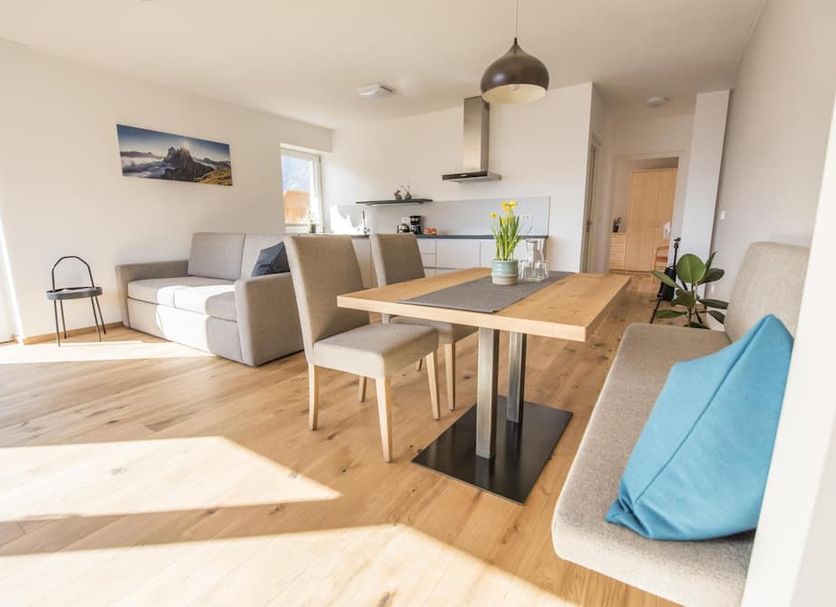 Dining room Photo