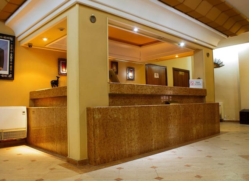Front desk Photo