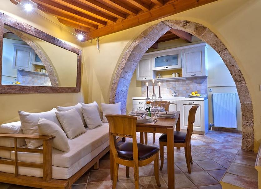 Dining room Photo