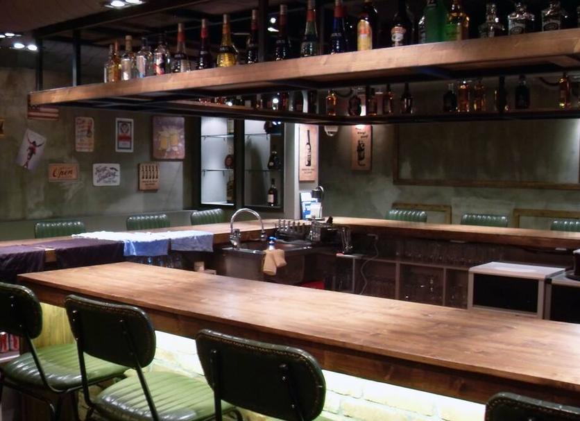 Bar Photo