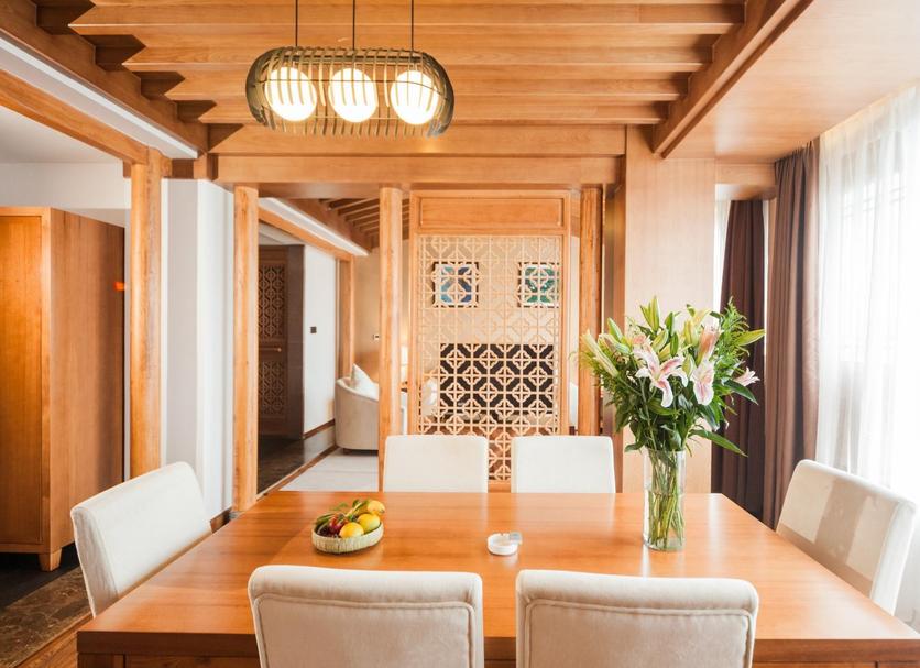 Dining room Photo