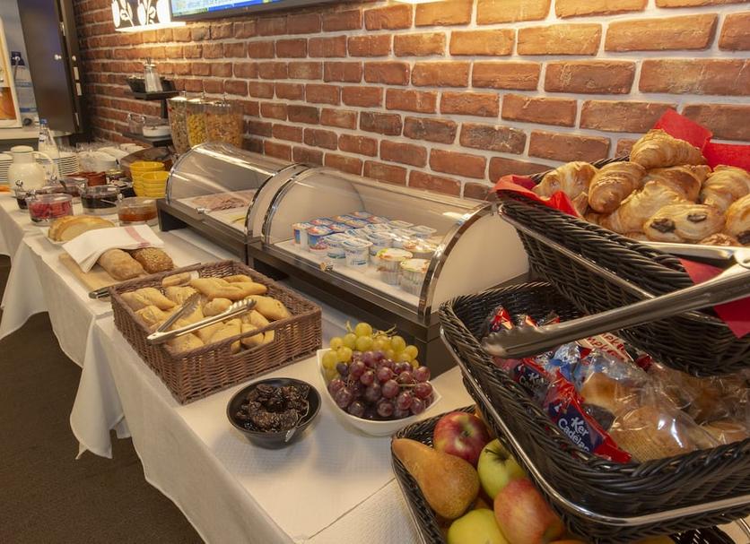 Buffet Photo