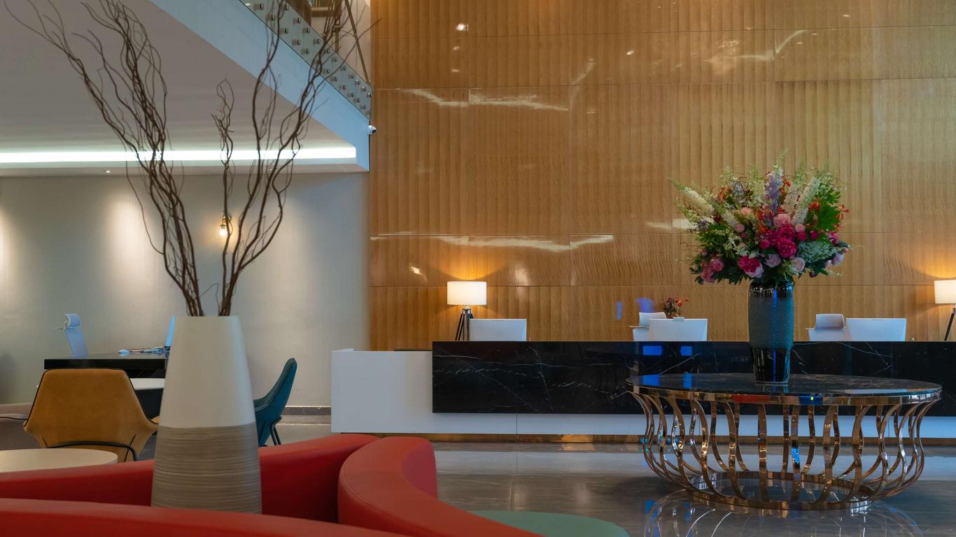 Stay Easy Plus Hotel