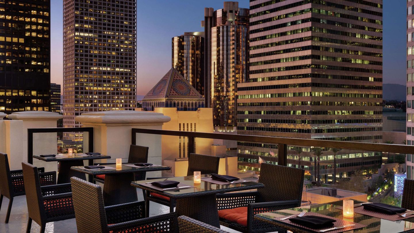 Hilton Checkers Los Angeles from $128. Los Angeles Hotel Deals ...