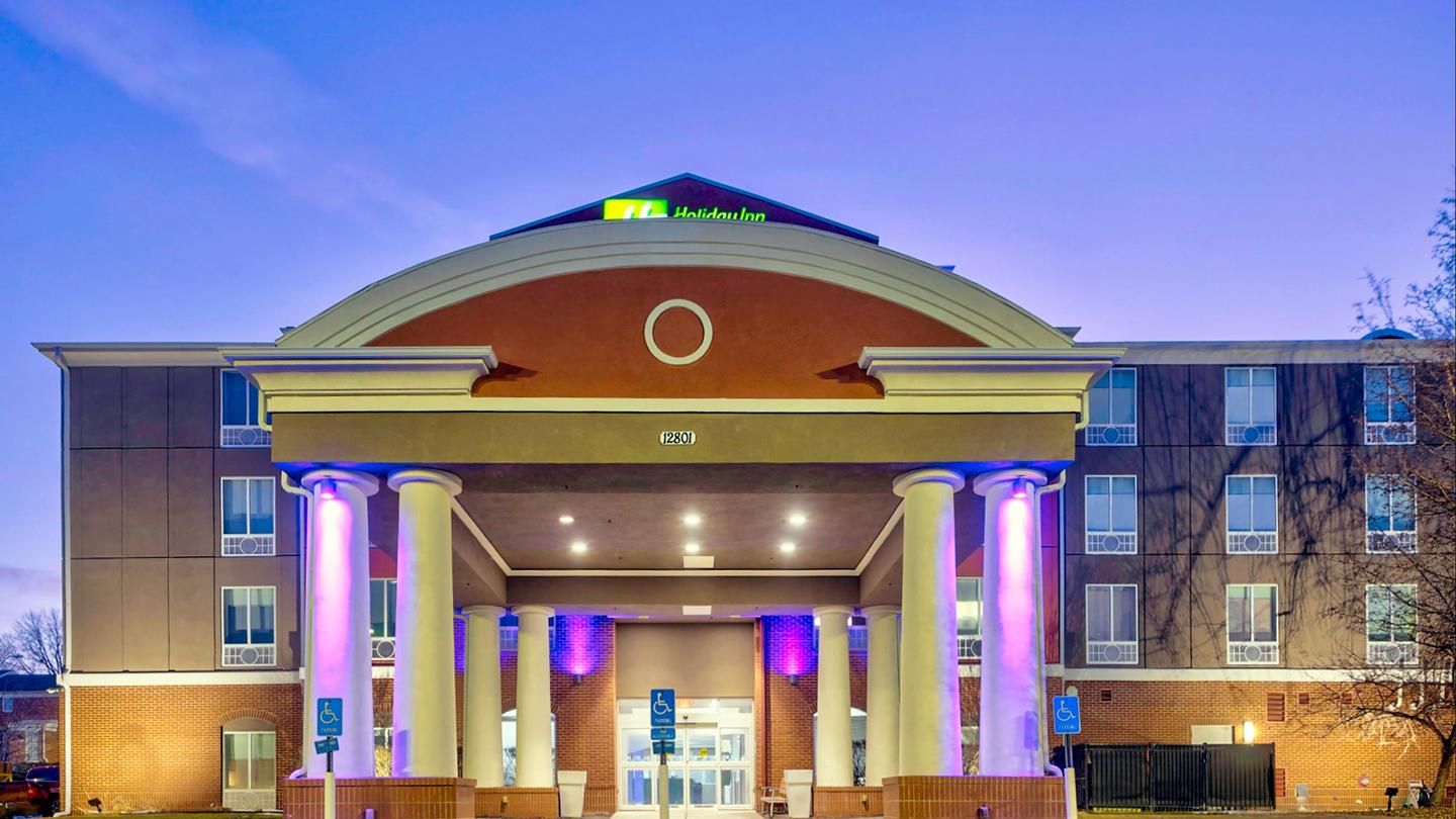 Holiday Inn Express Hotel & Suites Kansas City - Grandview from $112