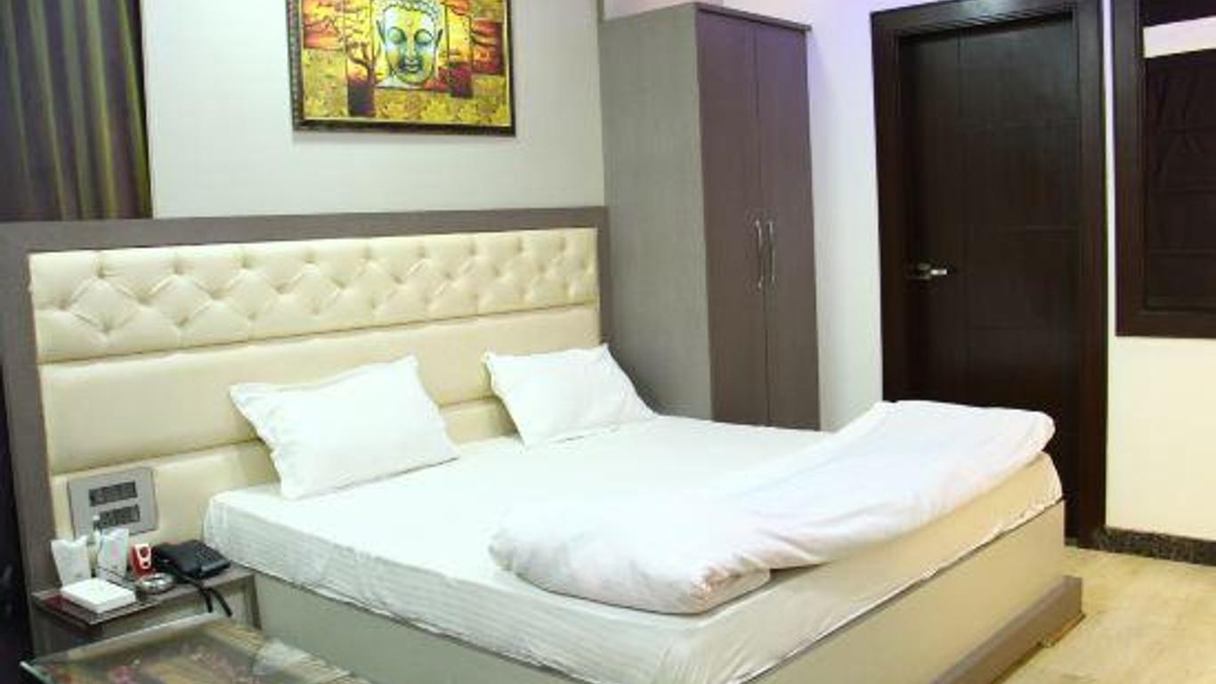 OYO Hotel Vaishnavi Heritage Inn