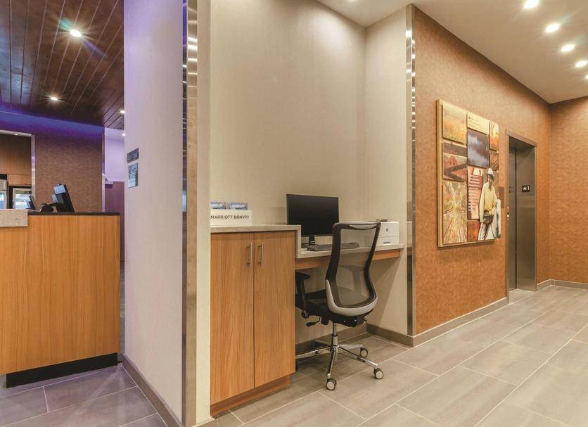 Business center Photo