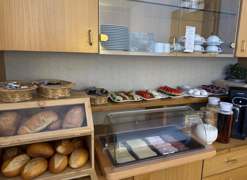 Buffet Photo