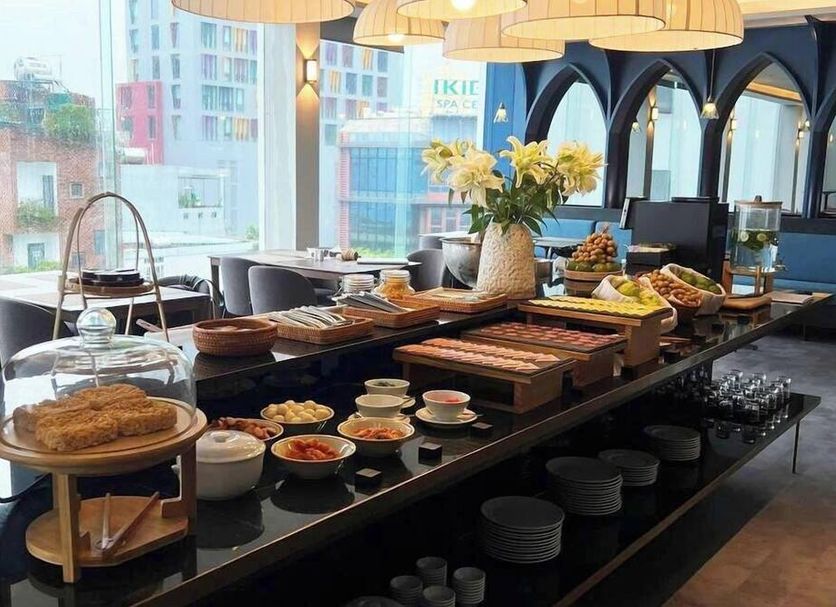 Buffet Photo