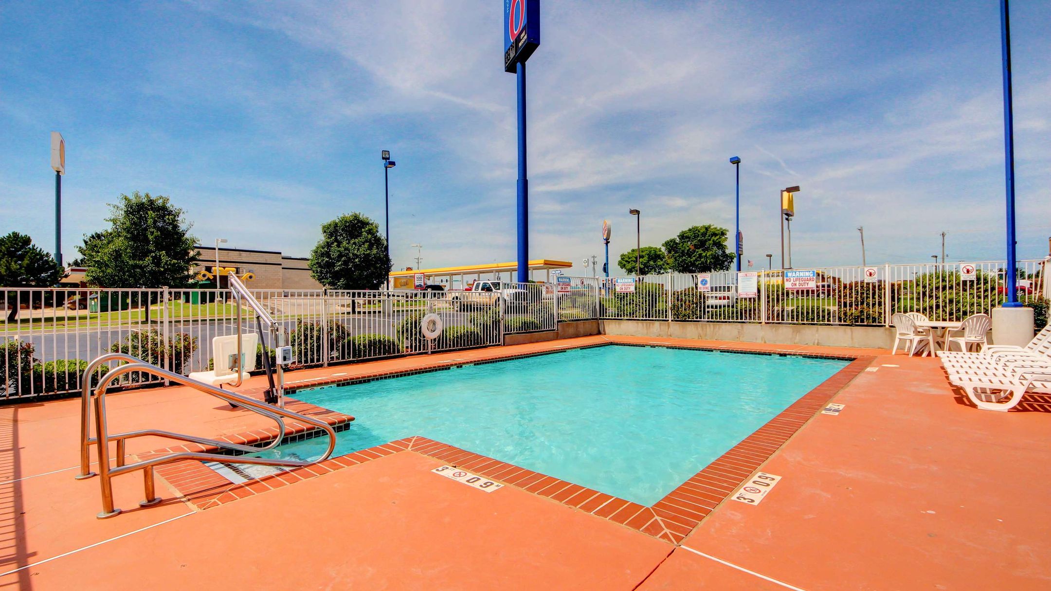 Motel 6 El Reno from 64. El Reno Hotel Deals & Reviews KAYAK