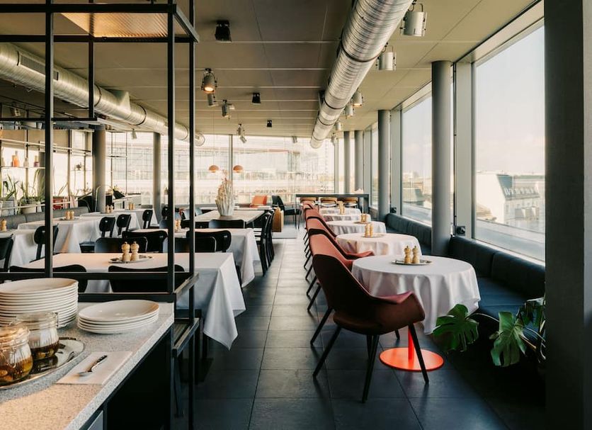 Restaurant Photo