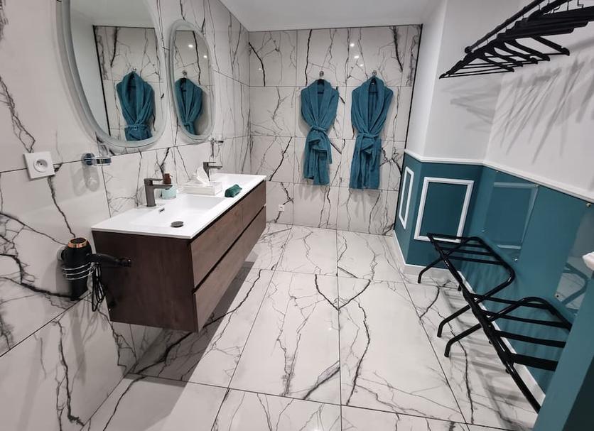 Bathroom Photo