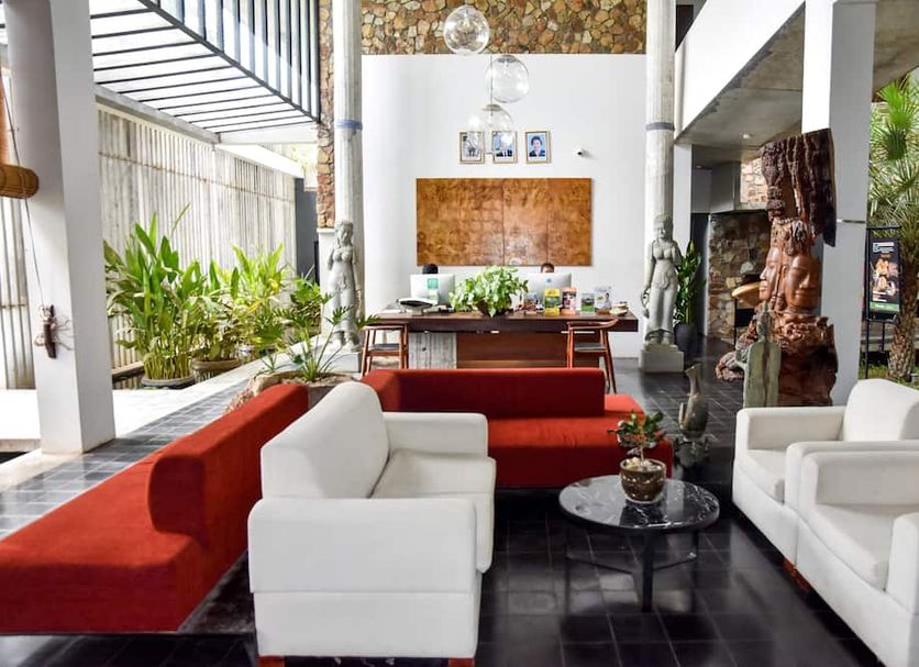 Lobby Photo