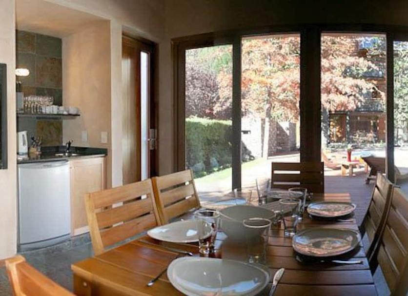 Dining room Photo